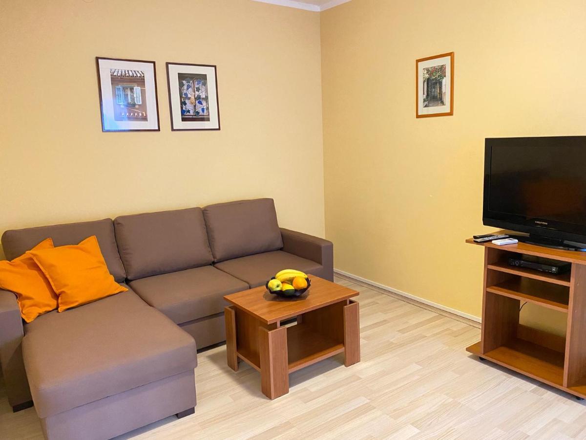 Apartmani Tamara Baska Buitenkant foto
