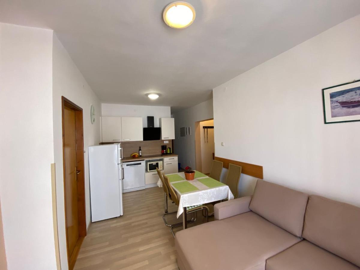 Apartmani Tamara Baska Buitenkant foto